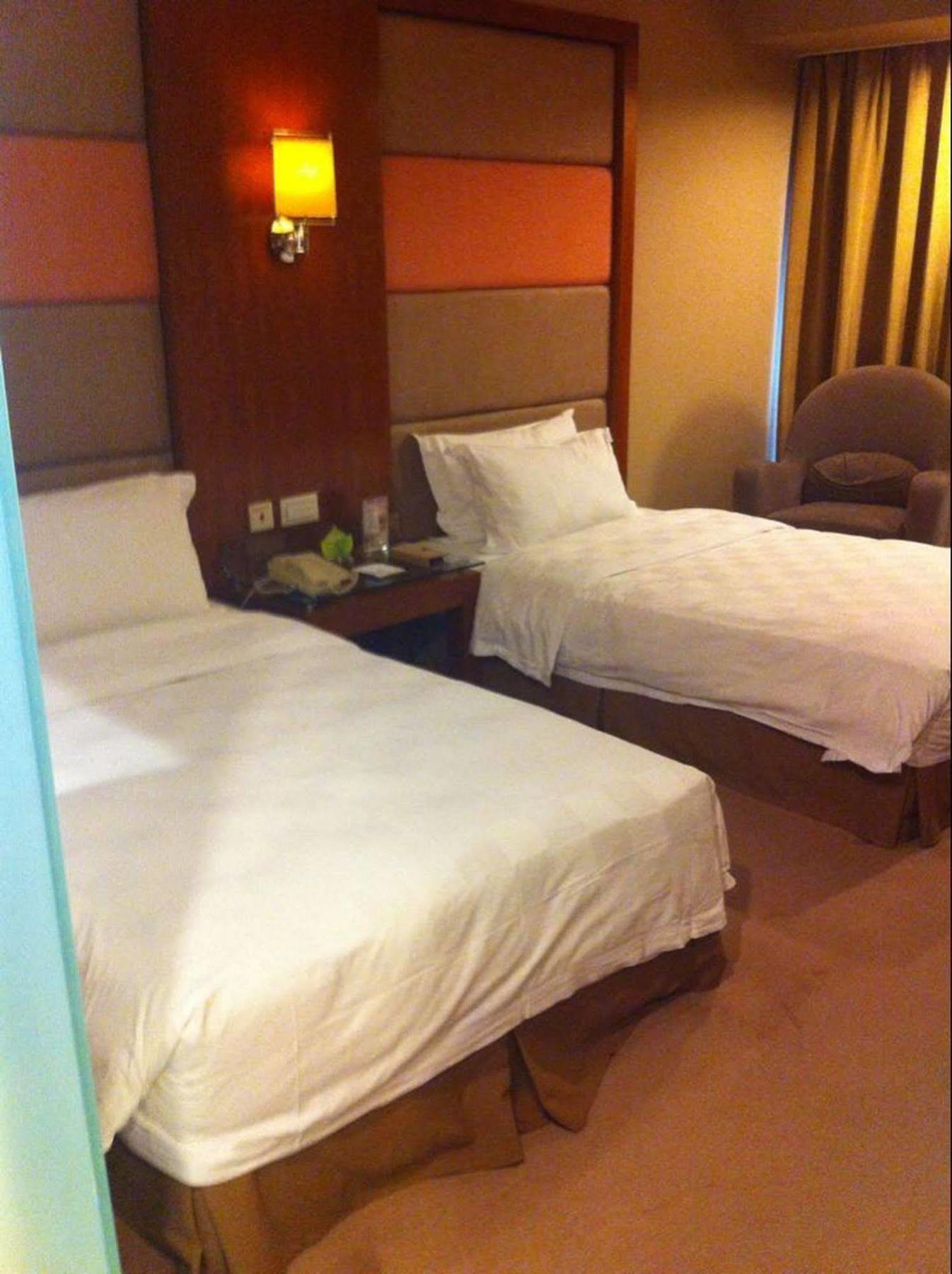 New Times Hotel Shenzhen Railway Station Eksteriør bilde